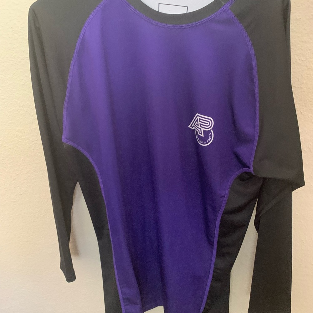 Albino and Preto Long Sleeve Purple Ranked Rash Guard